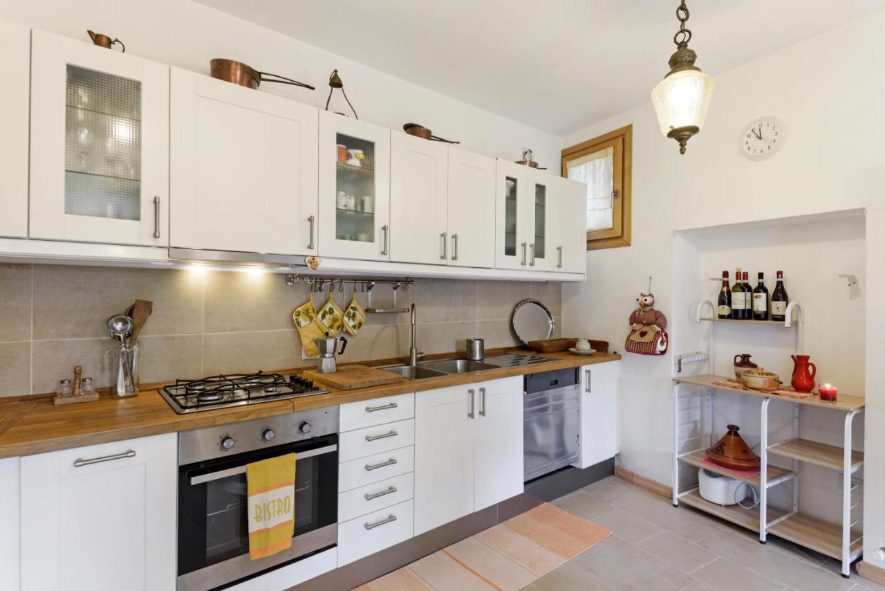 Апартаменти Como Lake Cosy Flat With Garden And Parking Черноббіо Екстер'єр фото